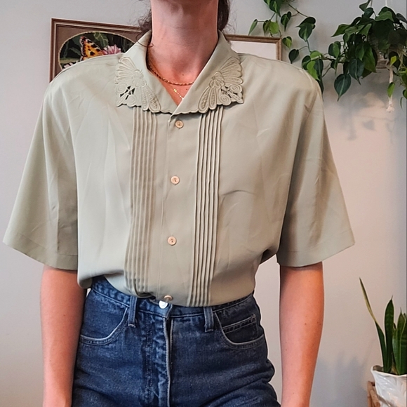 Vintage pastel green blouse - Picture 4 of 7